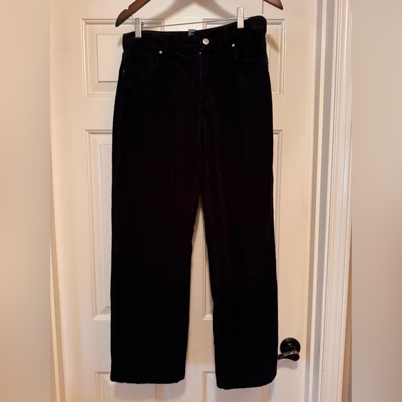 Forever 21 Black corduroy straight leg 5 pocket Jeans - Picture 3 of 8